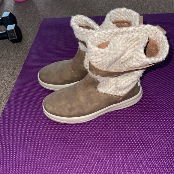 Hey dude boots women’s size 7 - Picture 2 of 5